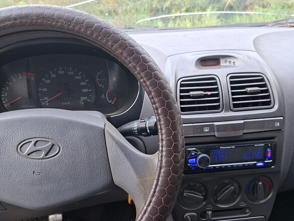 2006 Hyundai Accent ТагАЗ II, серебристый, 250000 рублей - вид 10