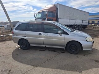 2003 Nissan Liberty, серебристый, 450000 рублей, вид 3