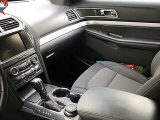 2015 Ford Explorer V Рестайлинг, чёрный, 2400000 рублей, вид 5