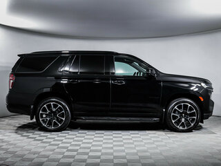 2021 Chevrolet Tahoe V, чёрный, 6498000 рублей, вид 4
