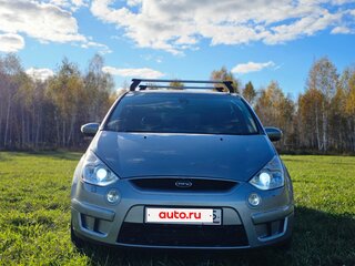 2006 Ford S-MAX I, серебристый, 680000 рублей, вид 3