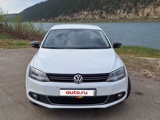 2013 Volkswagen Jetta VI, белый, 960000 рублей, вид 3