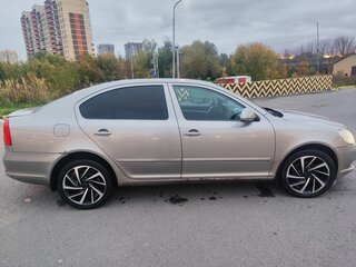 2009 Skoda Octavia II (A5) Рестайлинг, коричневый, 420000 рублей, вид 3