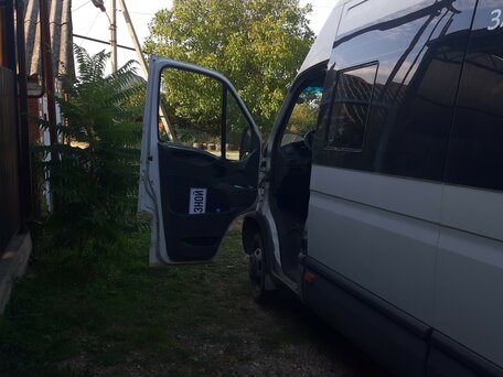 2012 Iveco Daily, белый, 900000 рублей, вид 3