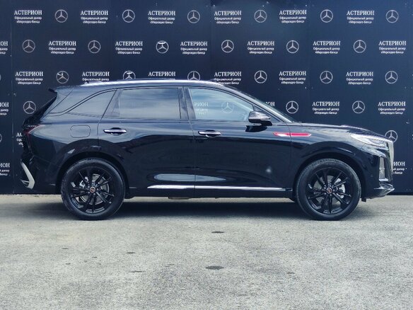 2025 Hongqi HS3, чёрный, 2900000 рублей - вид 3