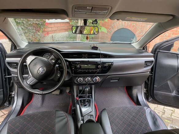 2014 Toyota Corolla XI (E160, E170, E180), серый, 1050000 рублей - вид 9