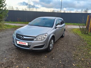 2011 Opel Astra H Рестайлинг, серебристый, 600000 рублей, вид 1