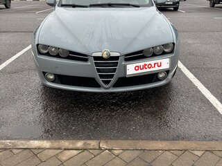 2009 Alfa Romeo 159, серый, 800000 рублей, вид 2