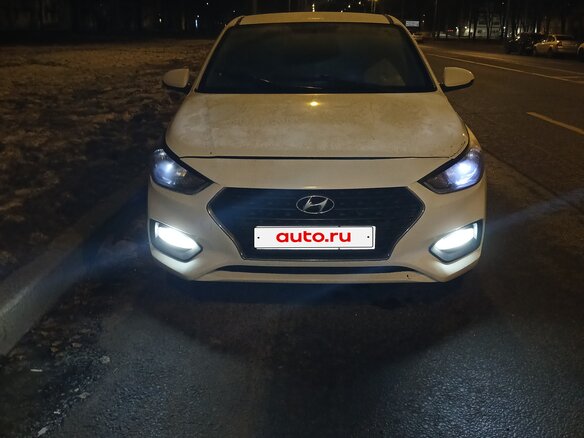 2017 Hyundai Solaris II, белый, 700000 рублей - вид 1