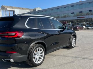 2020 BMW X5 25d IV (G05/G18), чёрный, 5500000 рублей, вид 3