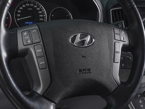 2019 Hyundai Grand Starex I Рестайлинг 2, белый, 3850000 рублей - вид 15