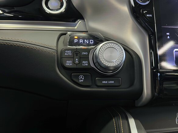 2026 Ram 1500 Crew Cab V Рестайлинг, синий, 10363129 рублей - вид 23