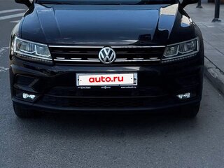 2019 Volkswagen Tiguan II, чёрный, 2480000 рублей, вид 3