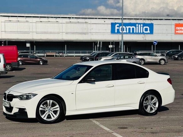 2016 BMW 3 серии 320i xDrive VI (F3x) Рестайлинг, белый, 1800000 рублей - вид 2