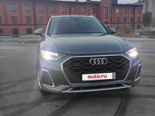 2024 Audi Q5 45 TFSI II (FY) Рестайлинг, серый, 3550000 рублей, вид 2