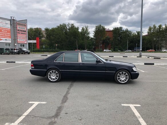 1994 Mercedes-Benz S-Класс 320 Long 4-speed III (W140), синий, 2700000 рублей - вид 5