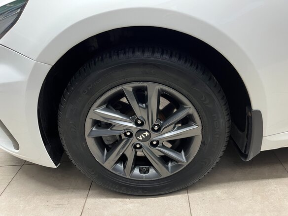 2019 Kia Optima IV Рестайлинг, белый, 1430000 рублей - вид 21