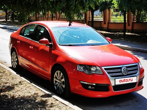 2010 Volkswagen Passat B6, красный, 1100000 рублей - вид 1