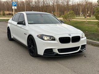 2012 BMW 5 серии 520d VI (F10/F11/F07), белый, 1830000 рублей, вид 3