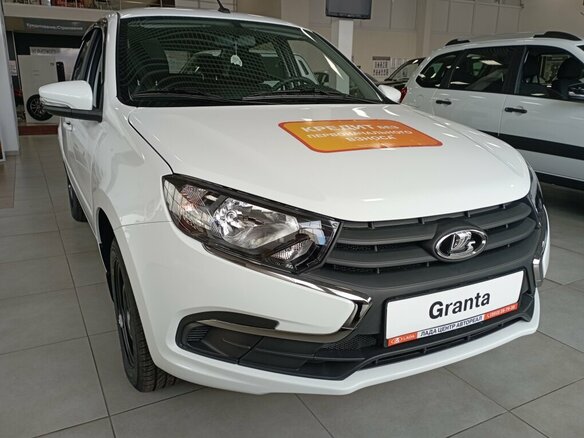 2026 Lada (ВАЗ) Granta I Рестайлинг, белый - вид 2
