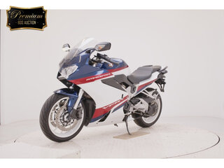 2020 Honda VFR 800, белый, 860000 рублей, вид 4