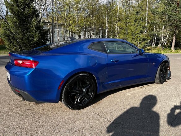 2018 Chevrolet Camaro VI, синий, 2000000 рублей - вид 4