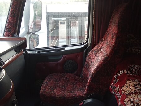 2011 Volvo FH, белый, 3300000 рублей, вид 2