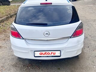 2011 Opel Astra H Рестайлинг, белый, 550000 рублей, вид 3
