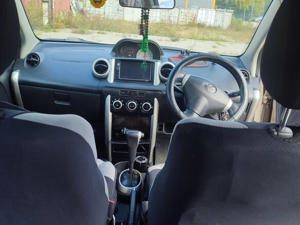 2002 Toyota Ist I, серый, 480000 рублей - вид 11