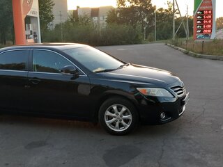 2011 Toyota Camry VI (XV40) Рестайлинг, чёрный, 1400000 рублей, вид 3