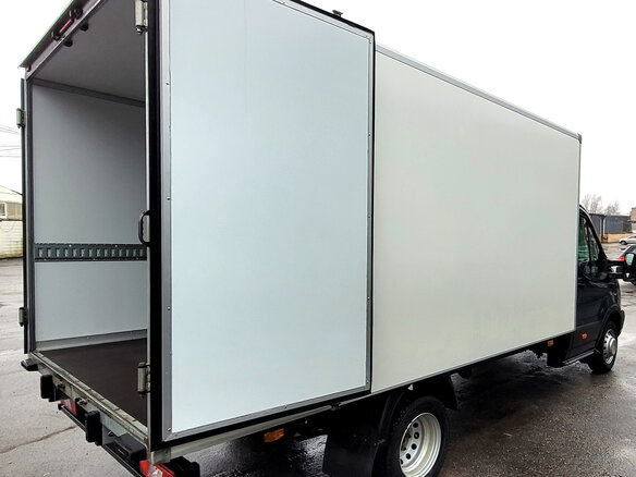 2023 Ford Transit, синий, 7850000 рублей - вид 26