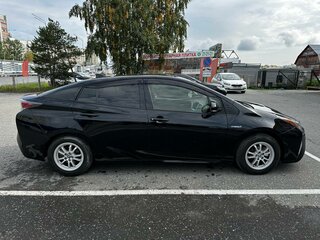 2018 Toyota Prius IV (XW50), чёрный, 1500000 рублей, вид 4