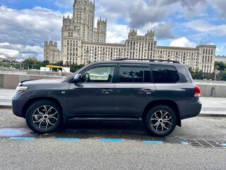 2008 Toyota Land Cruiser 200 Series, серый, 2490000 рублей, вид 3