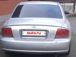 2005 Hyundai Sonata ТагАЗ IV (EF) Рестайлинг, серебристый, 650000 рублей, вид 4