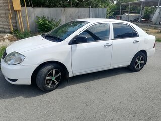 2001 Toyota Corolla IX (E120, E130), белый, 422000 рублей, вид 4