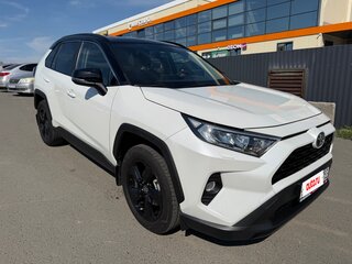 2021 Toyota RAV4 V (XA50), белый, 4350000 рублей, вид 3