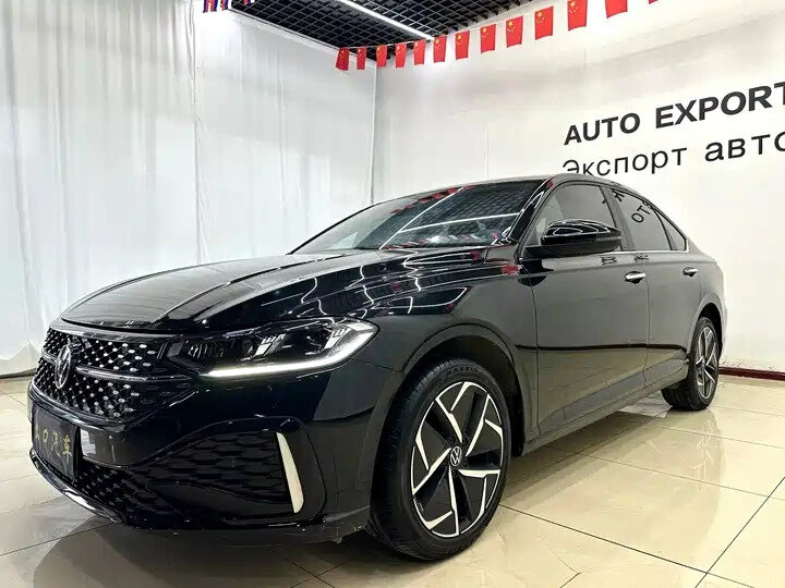 Открыть фотографии: Volkswagen Lavida III Рестайлинг