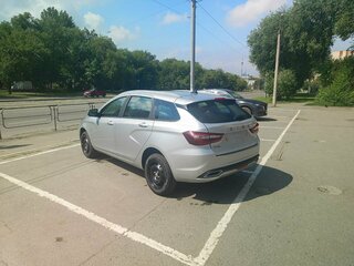 2026 Lada (ВАЗ) Vesta SW I Рестайлинг (NG), серебристый, 1835000 рублей, вид 5