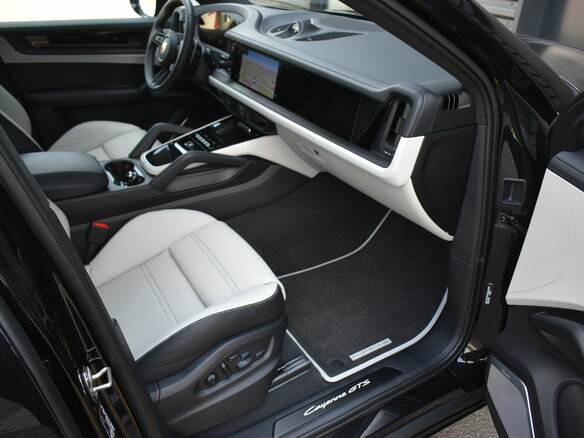 2026 Porsche Cayenne GTS Coupé III Рестайлинг, чёрный, 25900000 рублей - вид 16