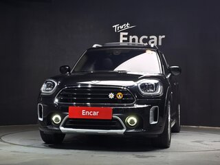 2022 Mini Countryman Cooper II Рестайлинг, чёрный, 2190000 рублей, вид 2