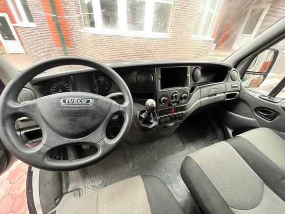 2013 Iveco Daily, белый, 2150000 рублей - вид 6