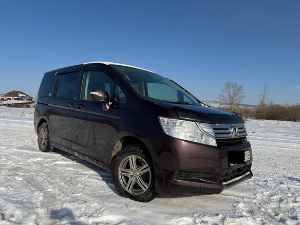 2010 Honda Stepwgn IV, пурпурный, 1530000 рублей