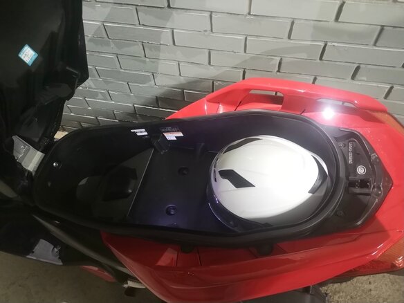 2018 Yamaha XMAX, красный, 460000 рублей - вид 17