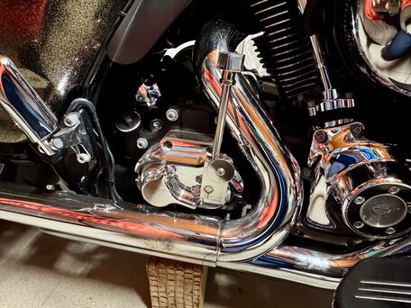 2016 Harley-Davidson Street Glide, золотистый, 1650000 рублей, вид 3