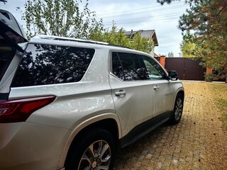 2018 Chevrolet Traverse II, белый, 2800000 рублей, вид 5