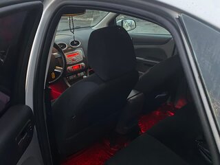 2008 Ford Focus II Рестайлинг, серебристый, 270000 рублей, вид 5