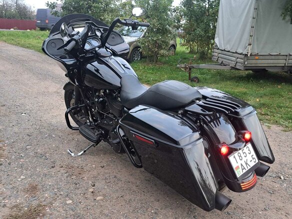 2018 Harley-Davidson Road Glide, чёрный, 1605846 рублей - вид 7