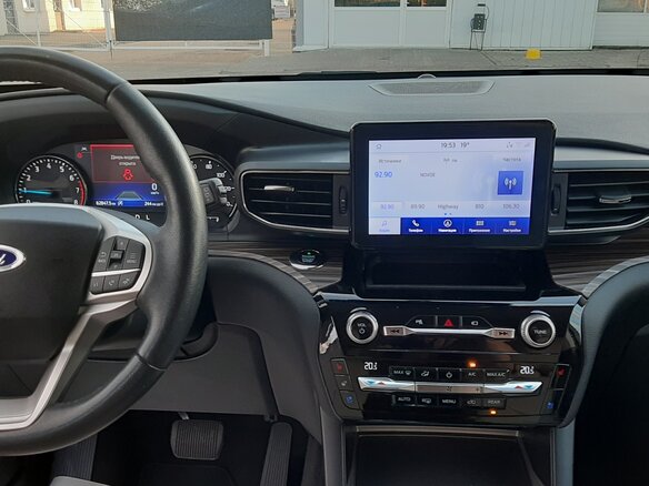 2020 Ford Explorer VI, чёрный, 2672053 рублей - вид 7