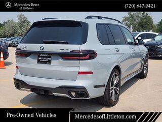 2026 BMW X7 40i I (G07) Рестайлинг, серый, 13390000 рублей, вид 4