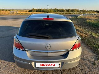 2009 Opel Astra H Рестайлинг, серебристый, 550000 рублей, вид 4